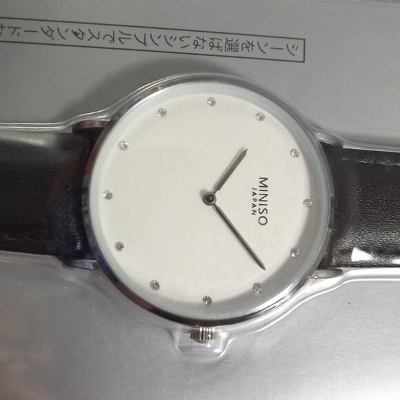 MINISO Men's Wristwatch with Diamond Chips and Black Strap - Picture 3 of 5